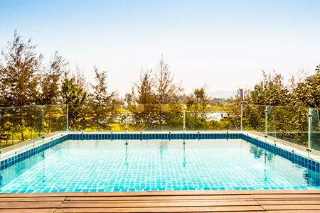 Cost of Glass Pool Fence Repair in Warrington, FL